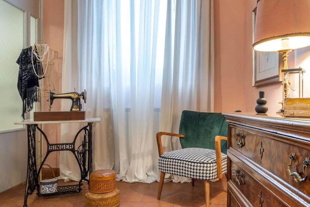 Ferienwohnung Santarosa Five Senses Florenz Exterior foto
