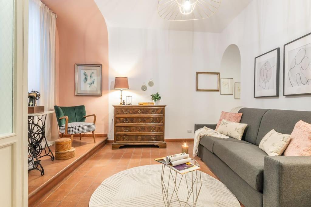 Ferienwohnung Santarosa Five Senses Florenz Exterior foto