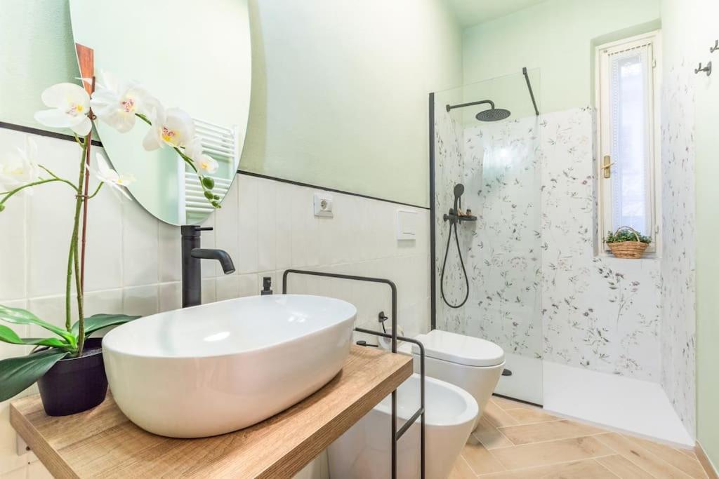 Ferienwohnung Santarosa Five Senses Florenz Exterior foto